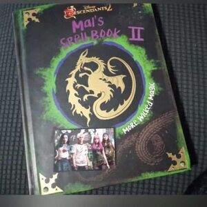 Disney Descendants Mal's Spell Book II - Black and Green
